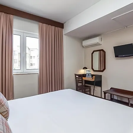 Otel Hotiday Collection - Porto