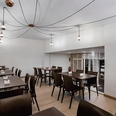 Hotiday Collection - Отель