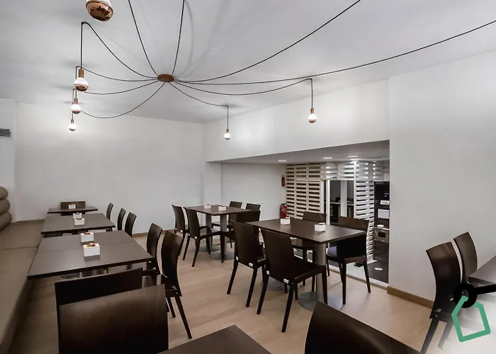 Hotiday Collection - Hotell