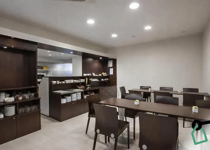 Hotiday Collection - Hotell Oporto